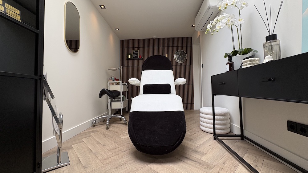 PMU-Exclusive salon_6